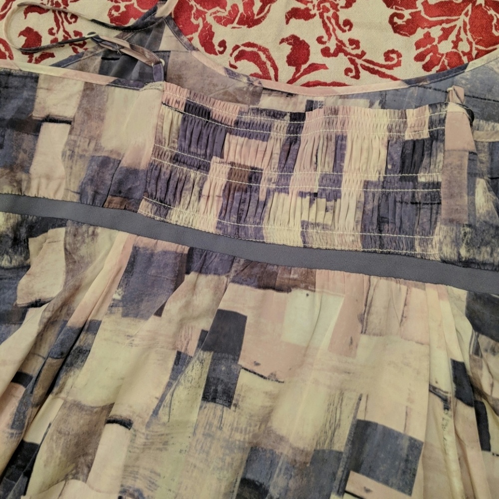 Dress - Picture 7 of 7